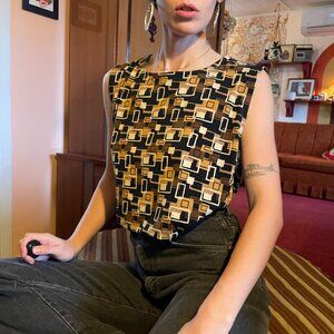 Y2K does 70s Geometric brown and black sqaure sleeveless wide strap tank top blo